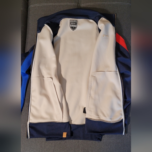 Riot Zip-Up Jacket -Size Large - Picture 7 of 9